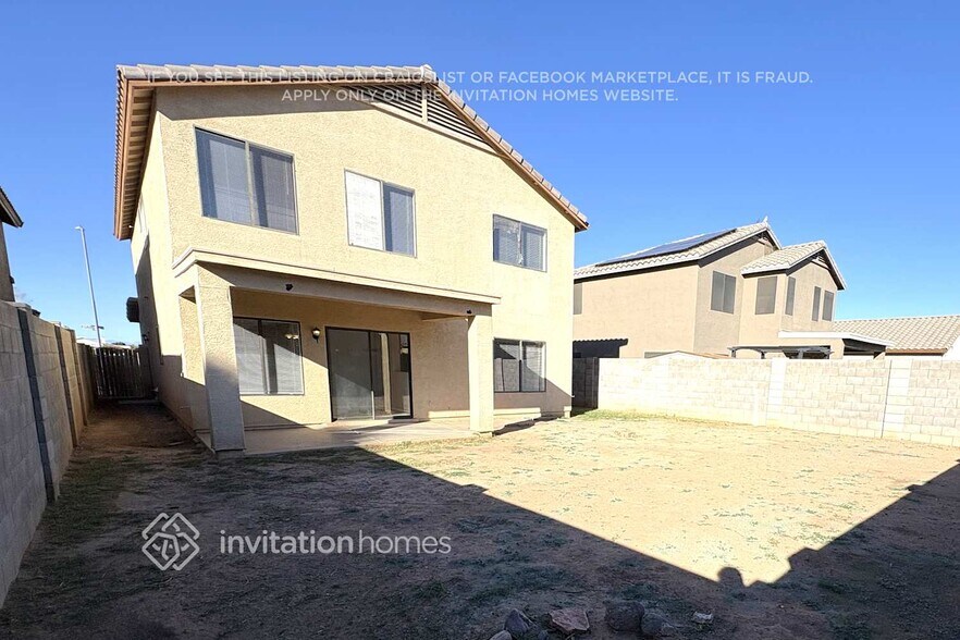 Building Photo - 8793 W Laurel Ln
