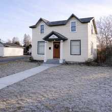 Building Photo - 1308 E 11th Ave