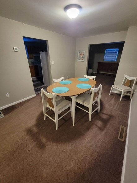 Dining room - 1628 Bell Ave