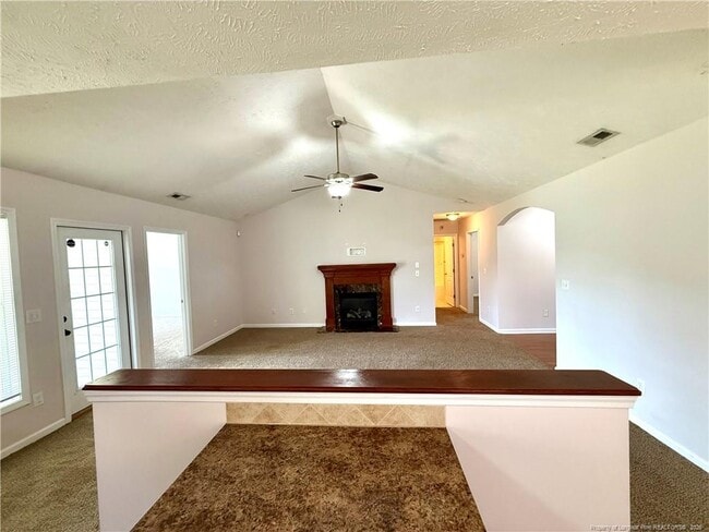 Building Photo - 2513 Hunting Bow Dr