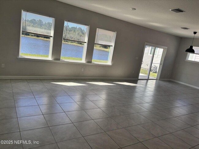 Building Photo - 12032 Bridgehampton Rd