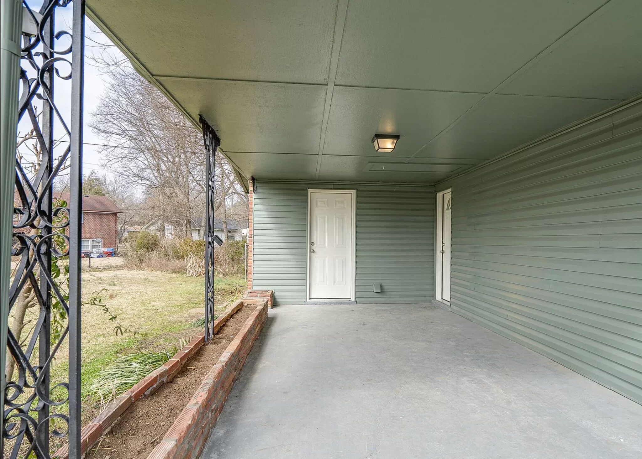 Building Photo - 3100 Richmond Hill Dr