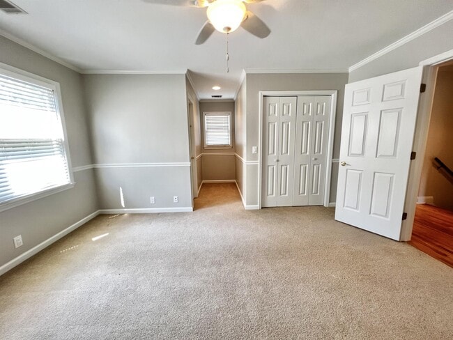 Building Photo - 344 Cottage Farm Dr