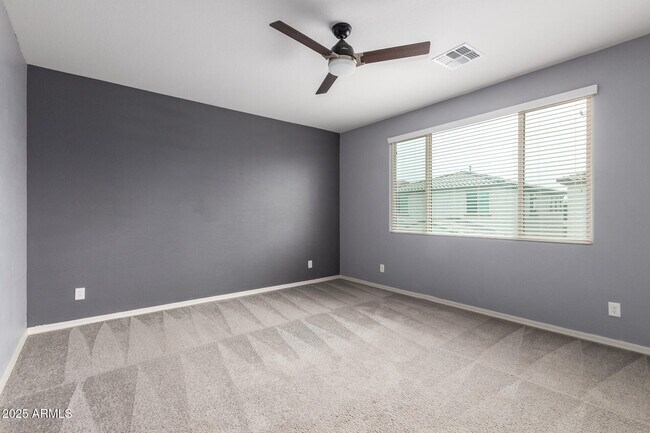 Building Photo - 5427 S Canyon Rim
