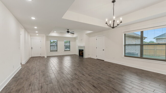 Building Photo - 52 Watson Ln