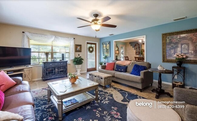 Building Photo - 4111 Haines Rd N