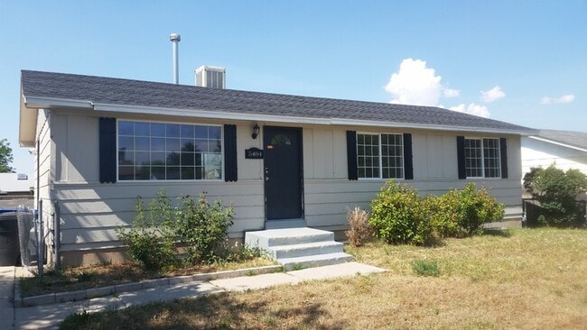 Building Photo - 5484 Bailiff Dr S