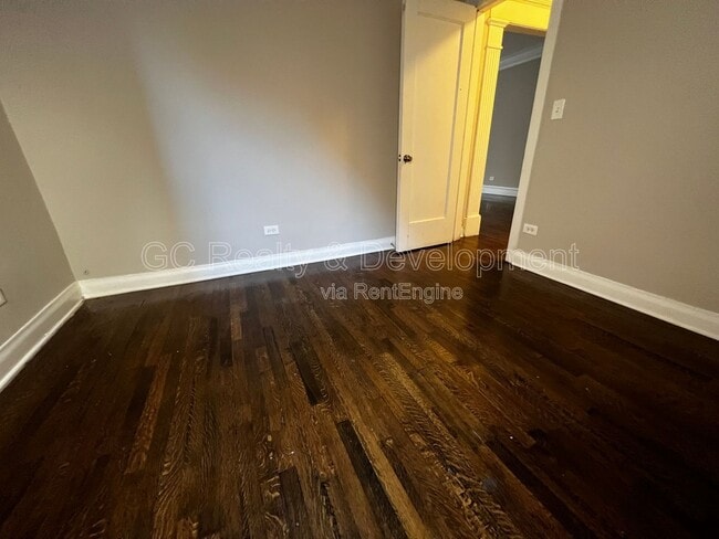 Building Photo - 6031 S Eberhart Ave