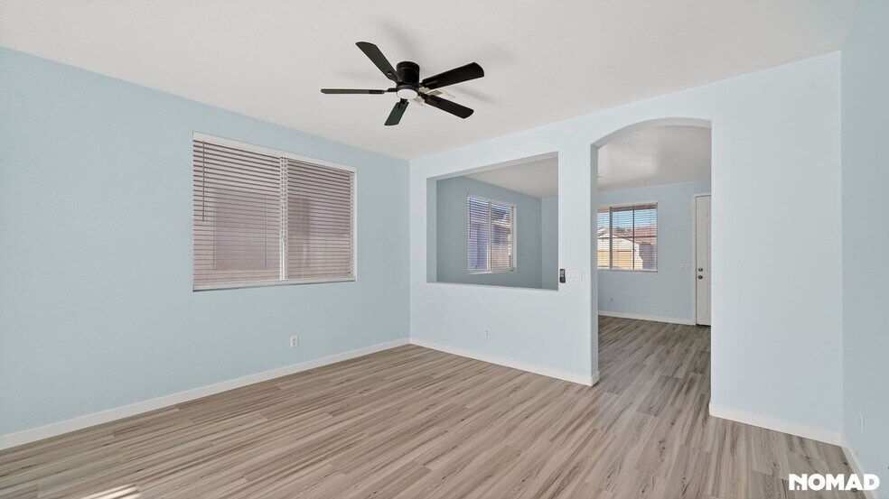 Building Photo - 1903 Giant Pine Ave