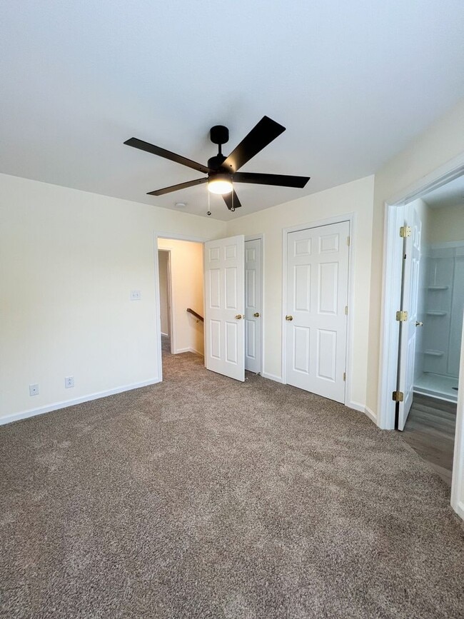 Building Photo - 301 Ranger Ln