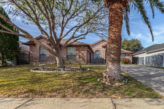 Building Photo - 312 Cambridge Loop