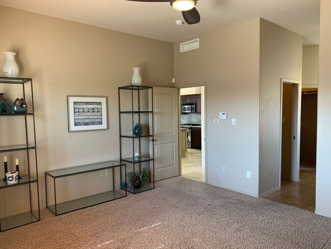 Building Photo - 3761 S Akers Way