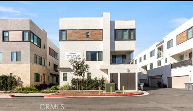 Building Photo - 2111 Copper Walk