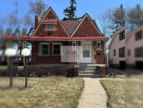 Building Photo - Charming 3-Bedroom Home in Vibrant Detroit...