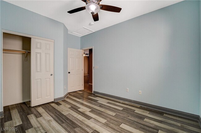 Building Photo - 2104 LeatherBridge Ct