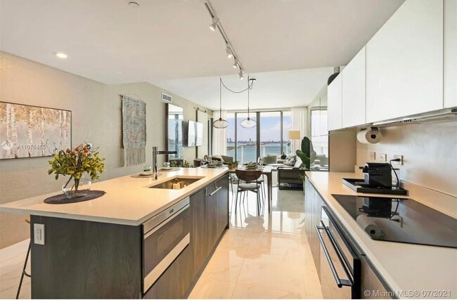 kitchen - 3131 NE 7th Ave