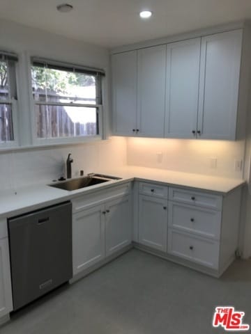 Building Photo - 836 Westholme Ave