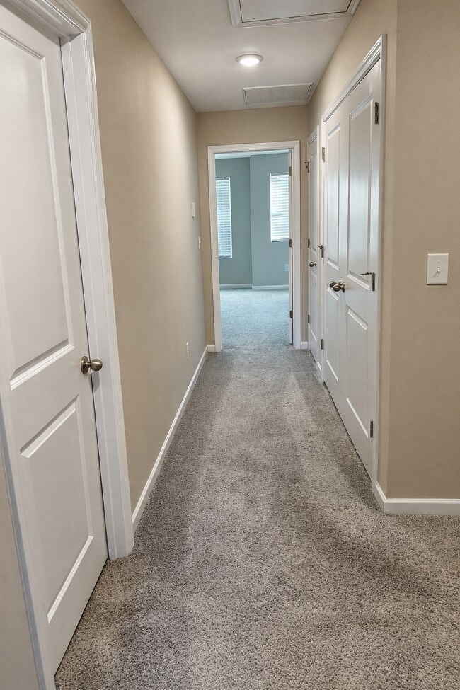 Building Photo - 1529 Kiln Ct