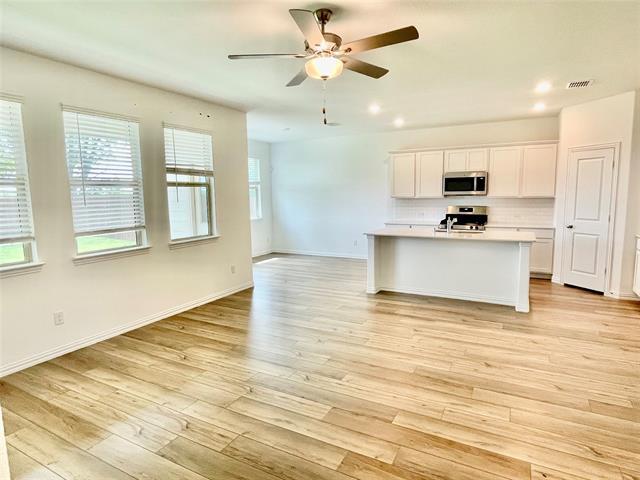 Building Photo - 8608 Whistling Duck Dr