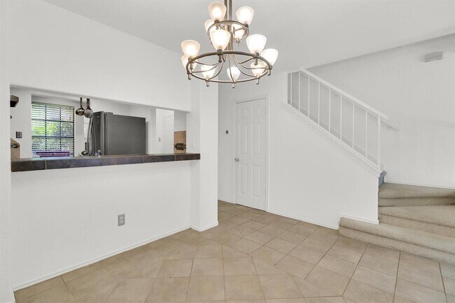 Building Photo - 5606 Bonnell Vista St