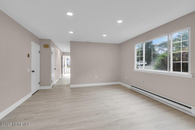 Building Photo - 9A Juniper Ln