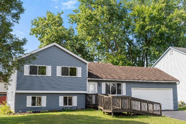 Primary Photo - 2383 Minerva Park Pl