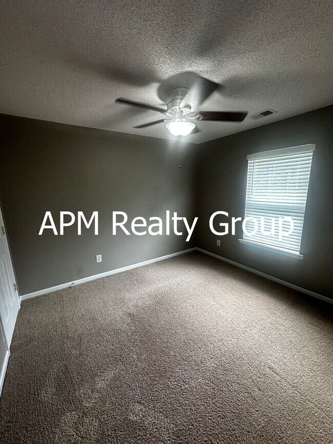 Building Photo - Clemson Road Convenient 4 Bedroom