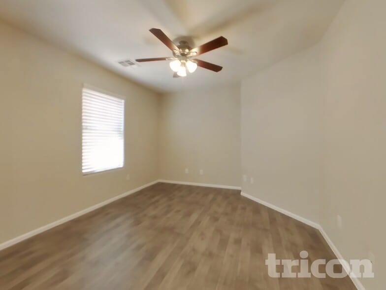 Building Photo - 29165 N Pyrite Ln