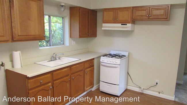Building Photo - 4360 Ocean View Blvd