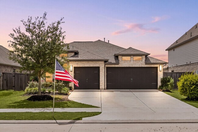 Building Photo - 2122 Germander Ln