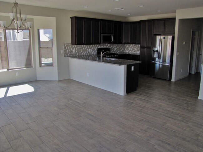 Building Photo - 3BR/2BA/2CG, 1423 sq.ft. rental in the Holiday subdivision, Sierra Vista, AZ