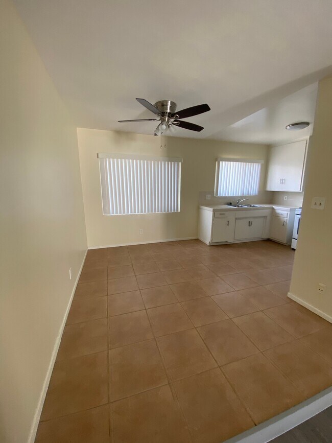 Building Photo - 4025 Coco Ave