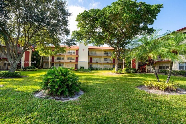 Building Photo - 100 SW 132nd Way