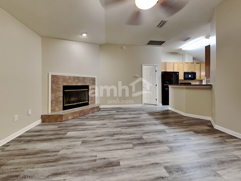 Building Photo - 861110 Worthington Dr