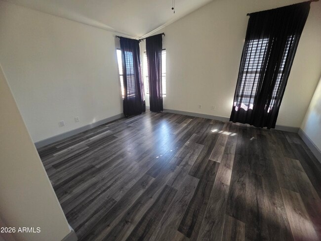 Building Photo - 10617 W Coronado Rd