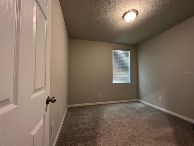 Building Photo - 3163 Bella Vista Dr