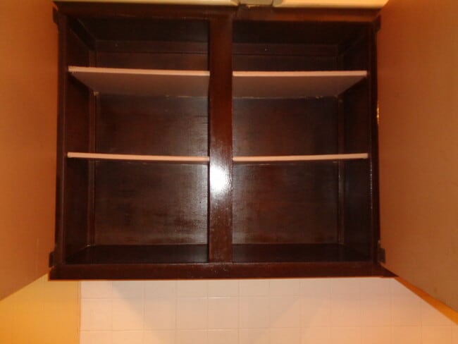 Kitchen #5 - 886 Storer Ave