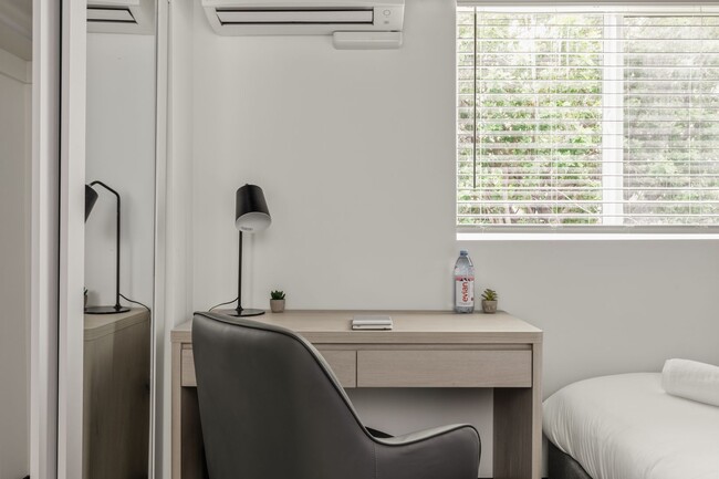 Building Photo - 10773 Ashton Ave