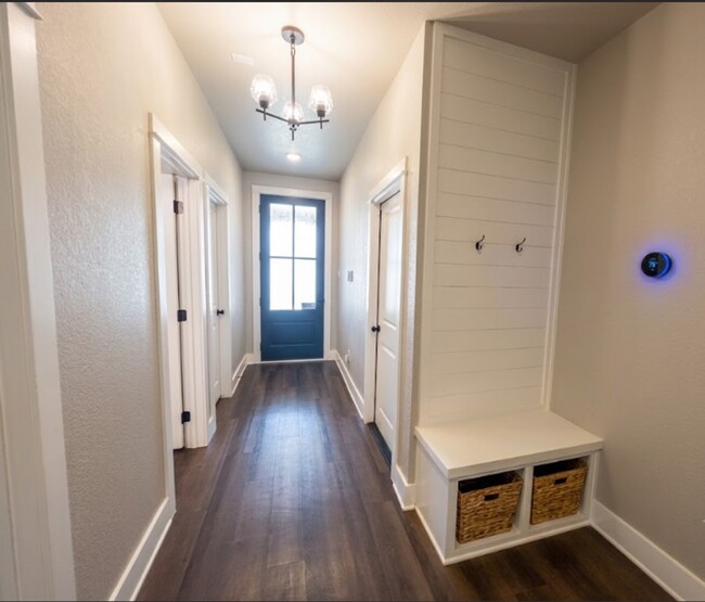 Building Photo - AVAILABLE NOW; APPLY TODAY ON OUR WEBSITE!!!