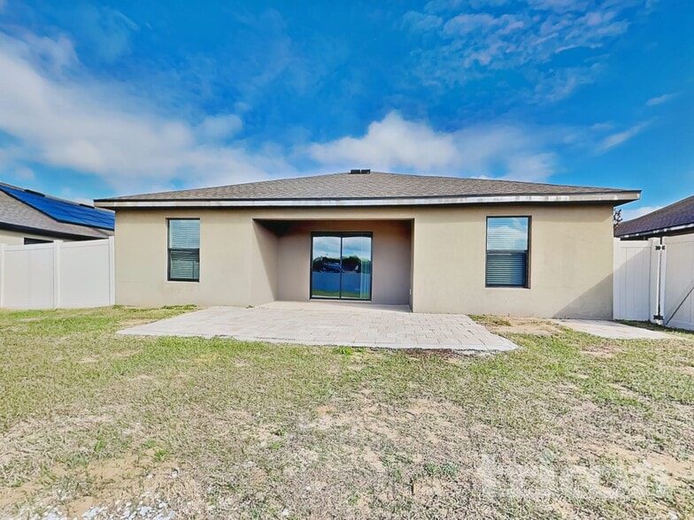 Building Photo - 1479 Swan Lake Cir