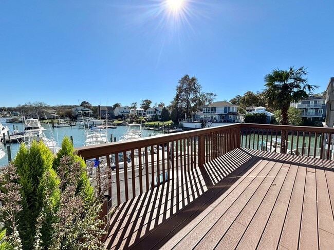 Building Photo - Stunning Virginia Beach Condo with Waterfr...