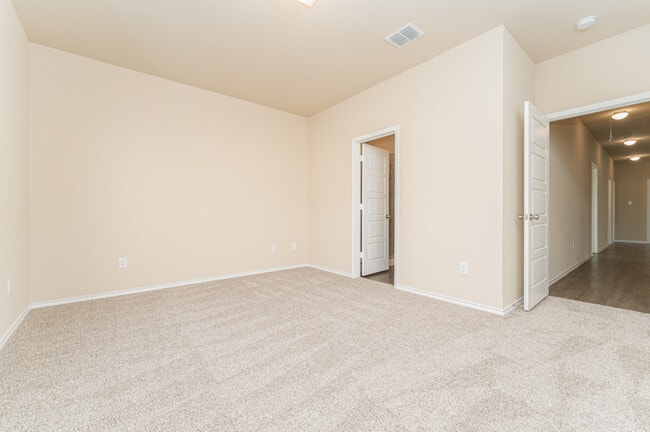 Building Photo - 2020 Cassiopeia Bend