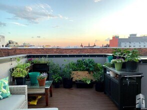 Building Photo - 2 bedroom in BROOKLYN NY 11216