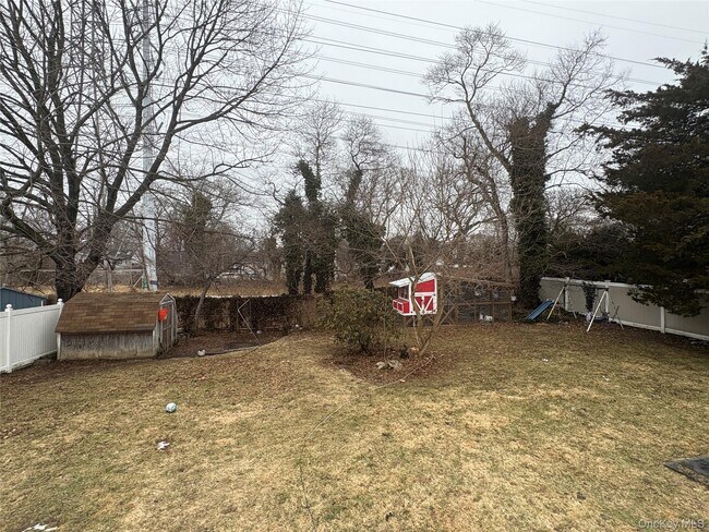 Building Photo - 4429 Express Dr N