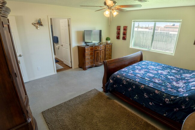 Building Photo - 26994 E Lucia Dr