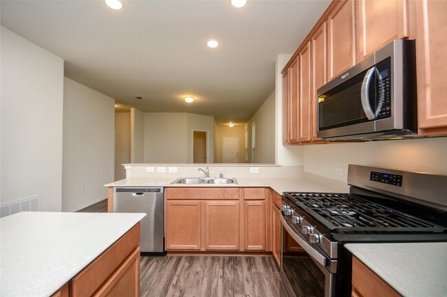 Building Photo - 4414 Iron Horse Dr