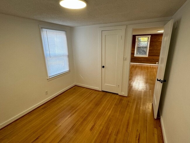 Building Photo - 2 Bedroom House in SE Eugene