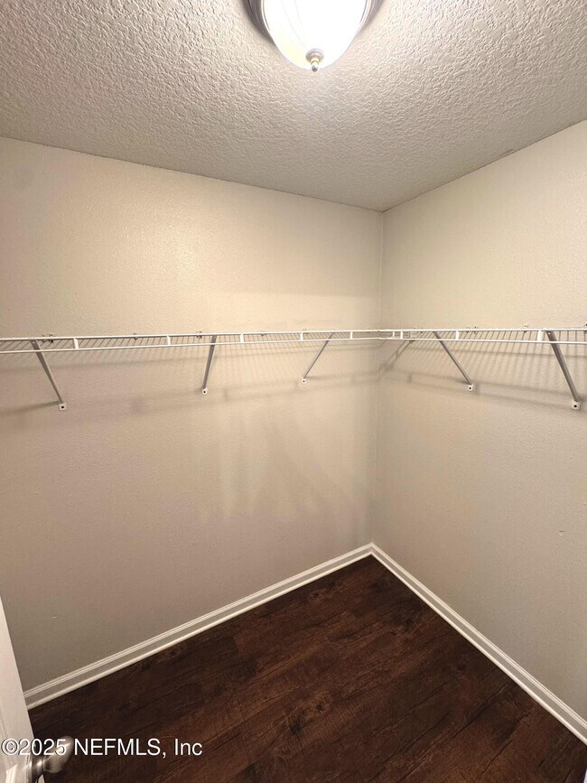 Building Photo - 8224 Golden Bamboo Dr