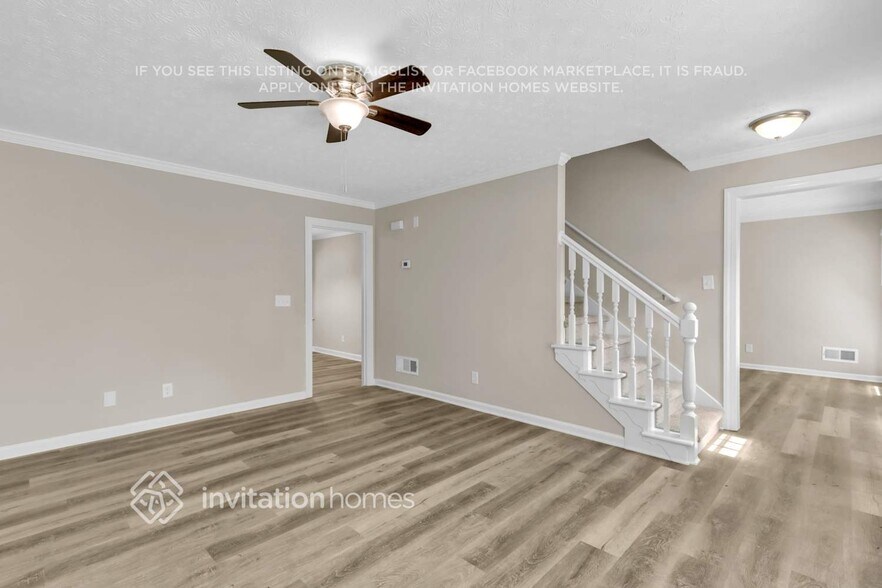 Building Photo - 6412 Phillips Pl