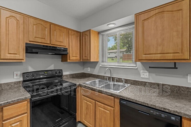 Building Photo - 4153 McClay Rd